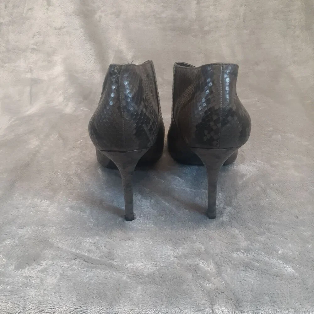 Calvin Klein Shoes Leather Sz 8.5 Black Pull On Stiletto Snake Booties Nastassia